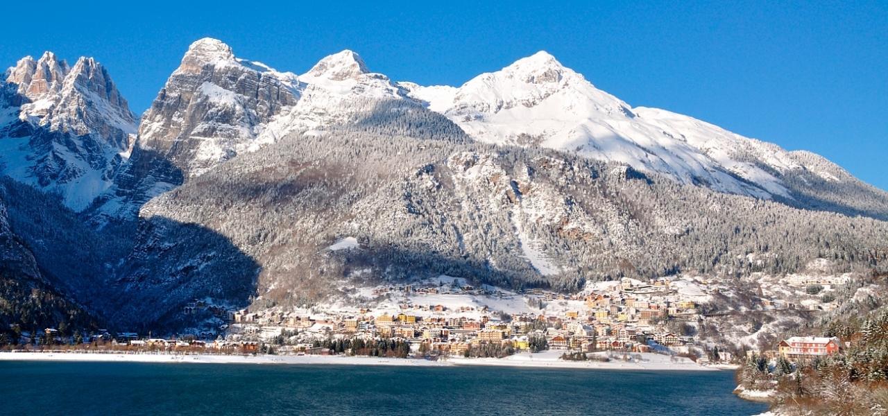 Hotel Aurora Molveno Eksteriør bilde