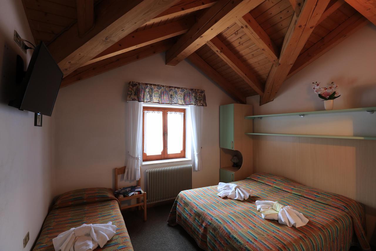 Hotel Aurora Molveno Eksteriør bilde